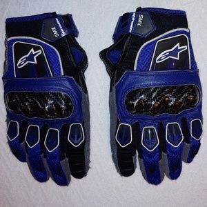Alpine Star CarbonSMX Motocycle Riding gloves